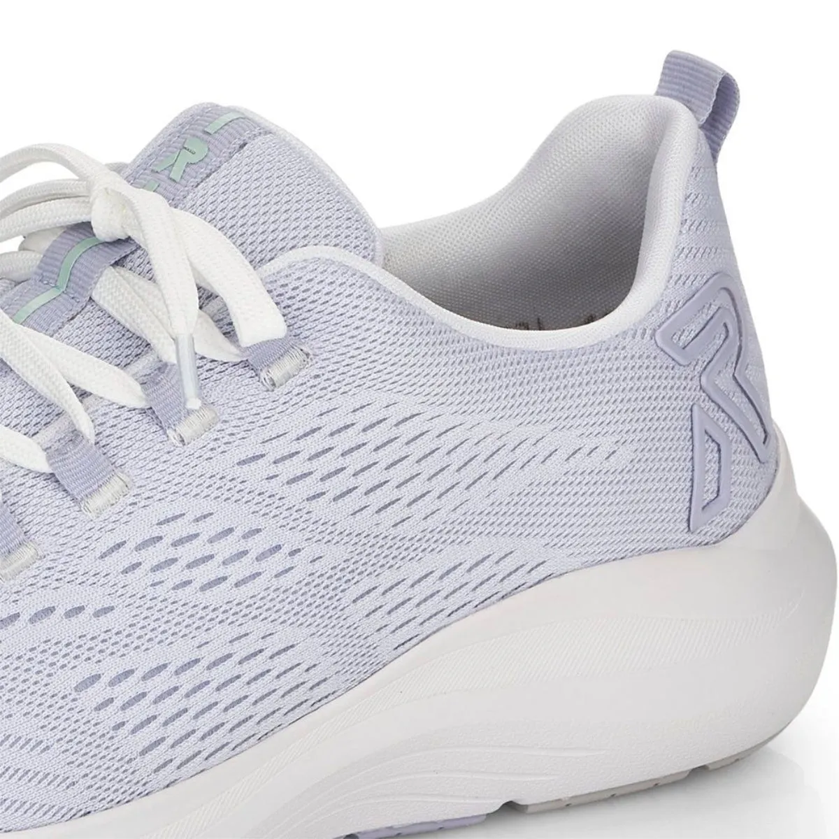 42103 Lace Up Sneaker