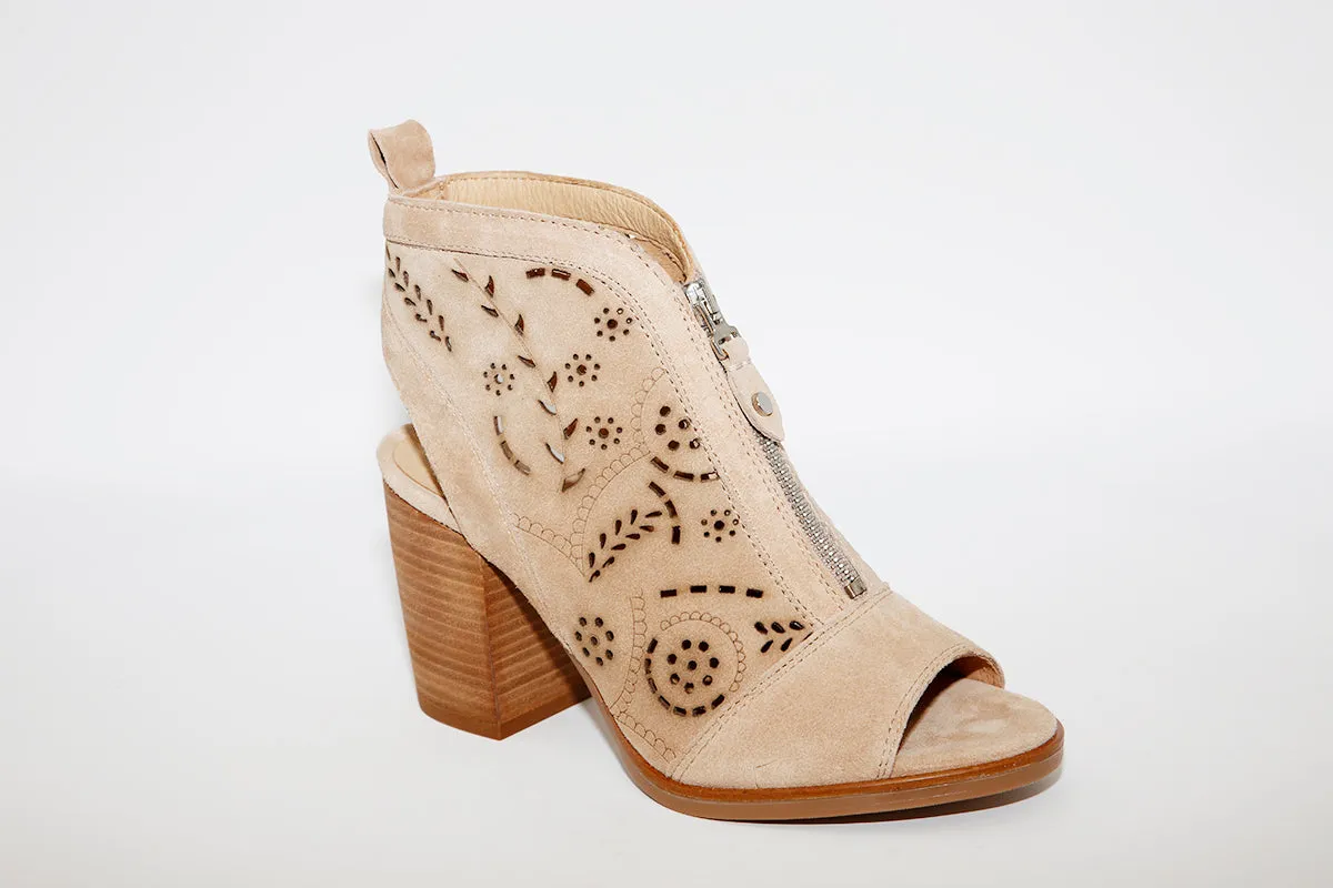 ALPE - 4613 Block Heel Beige Suede Sandal