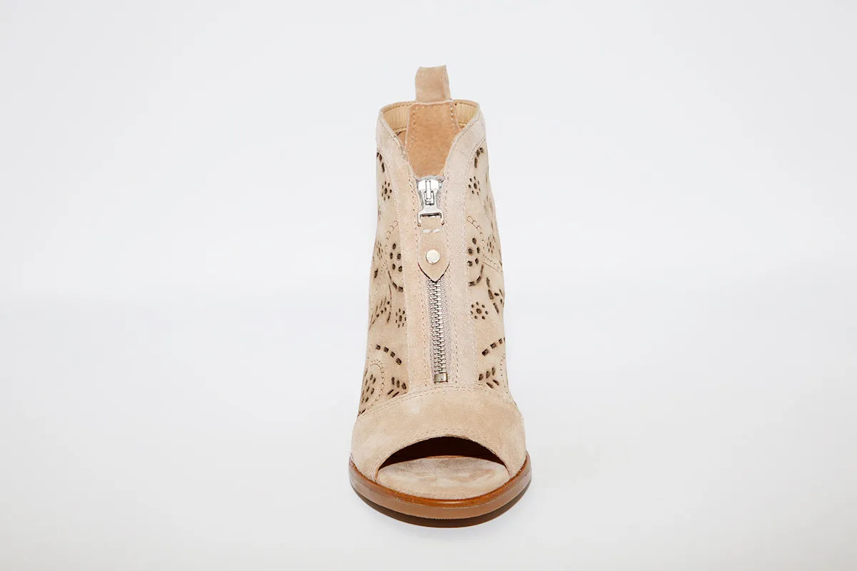 ALPE - 4613 Block Heel Beige Suede Sandal