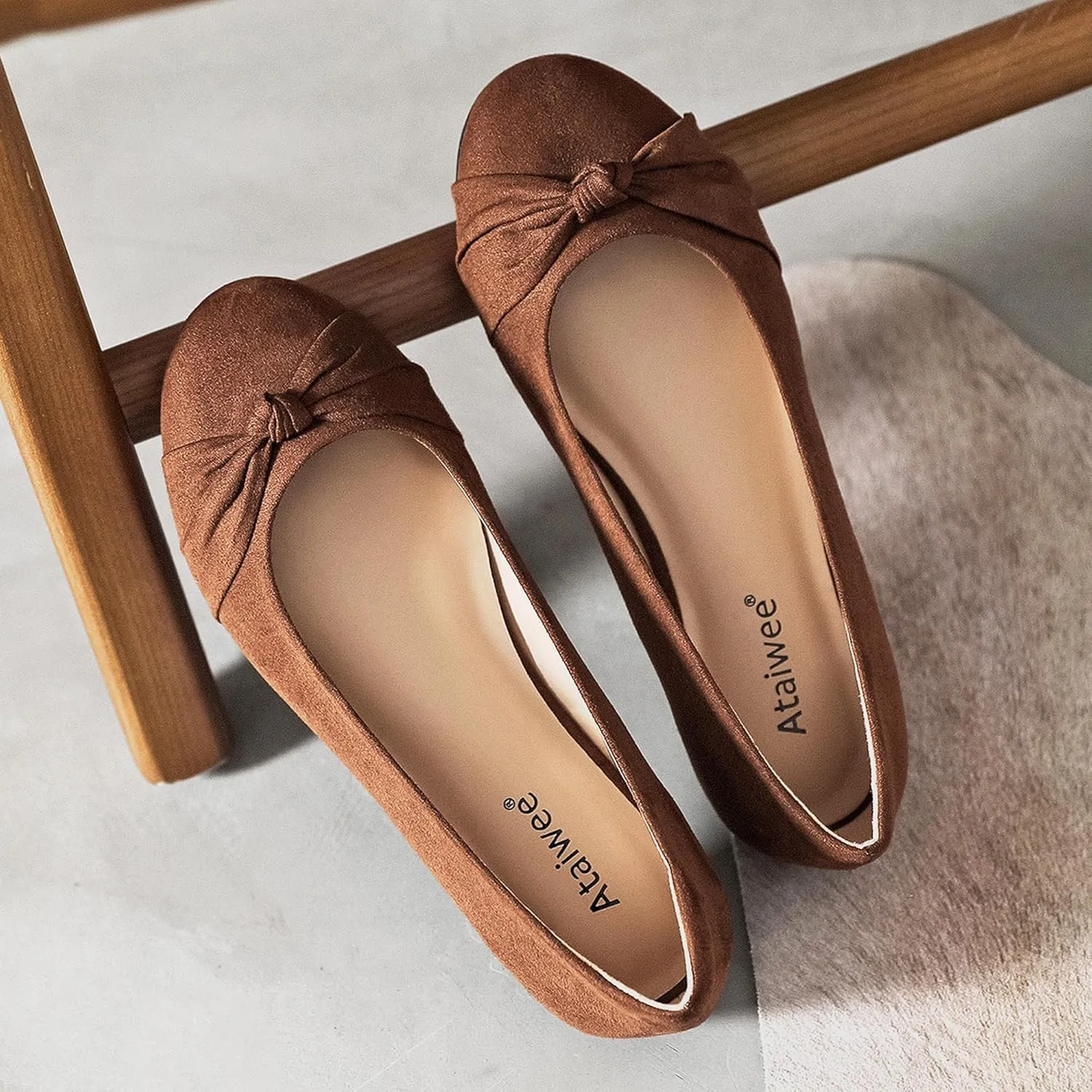 Ataiwee Women's Wide Width Flats Shoes - Ladies Cute and Comfortable Dress Ballet Shoes.