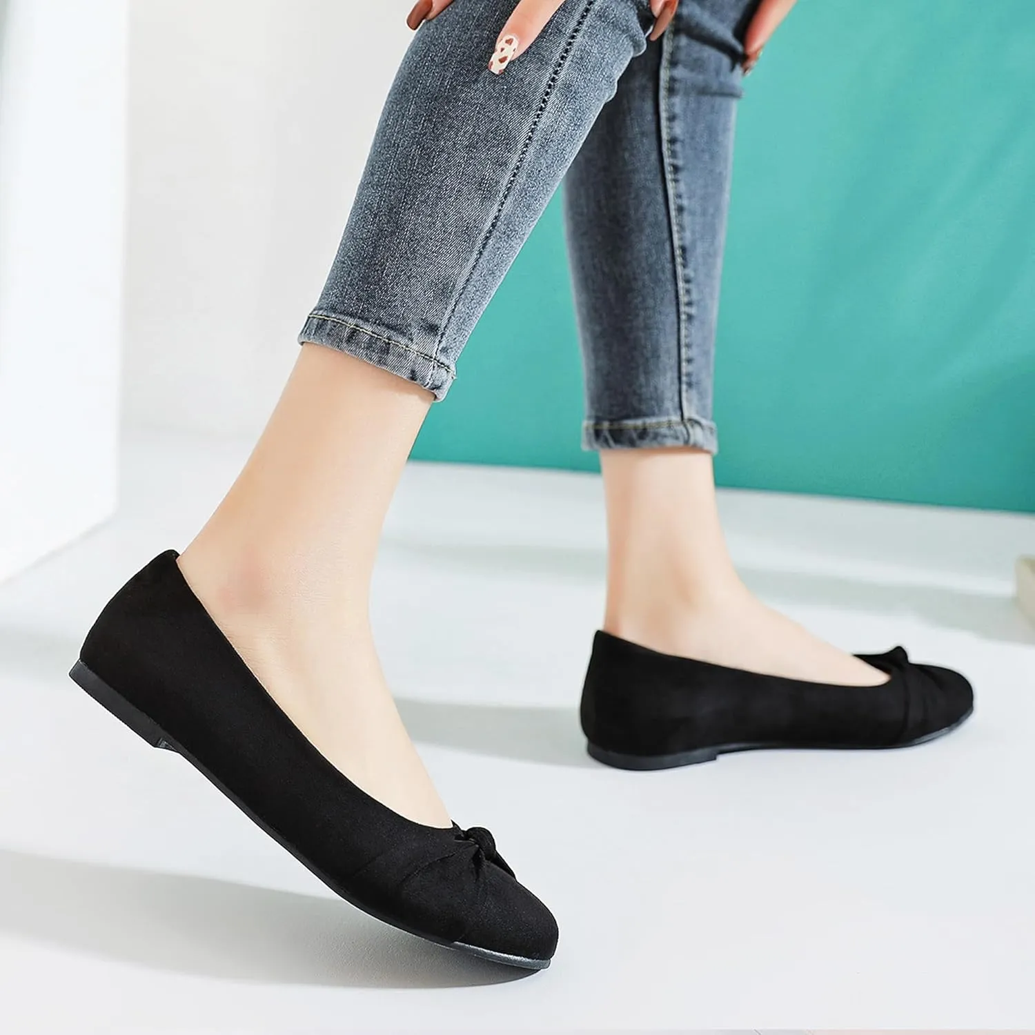 Ataiwee Women's Wide Width Flats Shoes - Ladies Cute and Comfortable Dress Ballet Shoes.