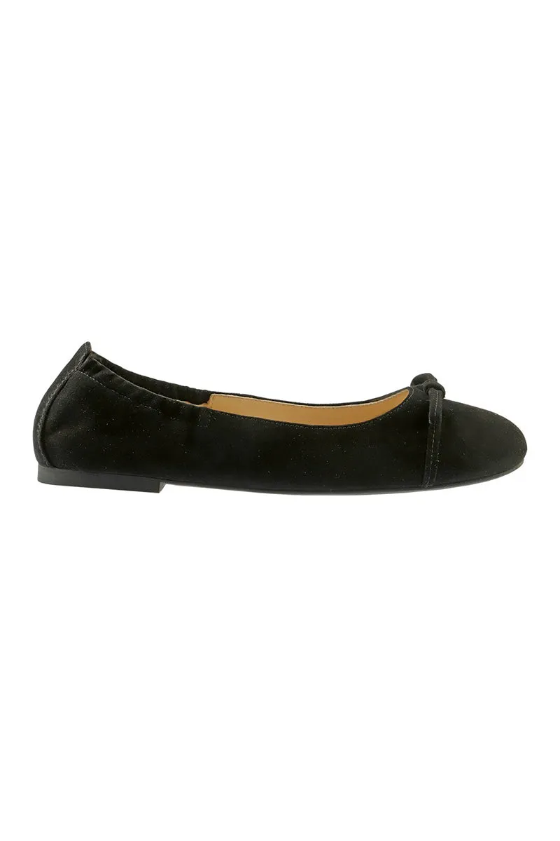 Ballerinas Betty
