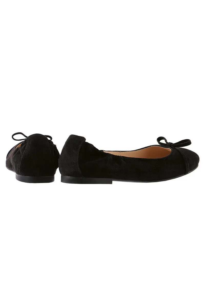 Ballerinas Betty