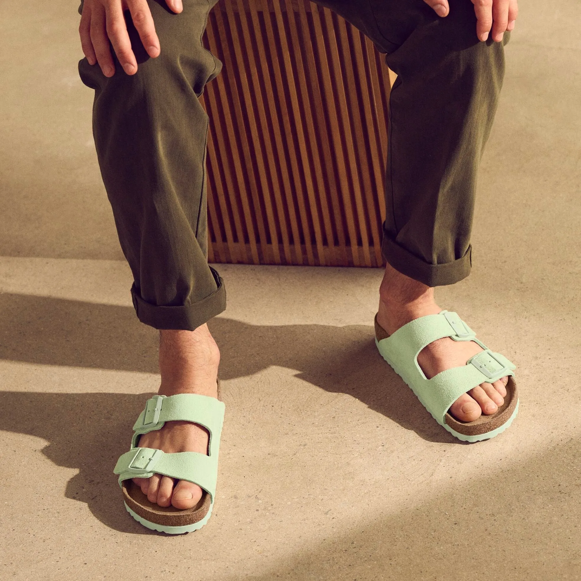 Birkenstock Arizona Soft Footbed faded lime suede