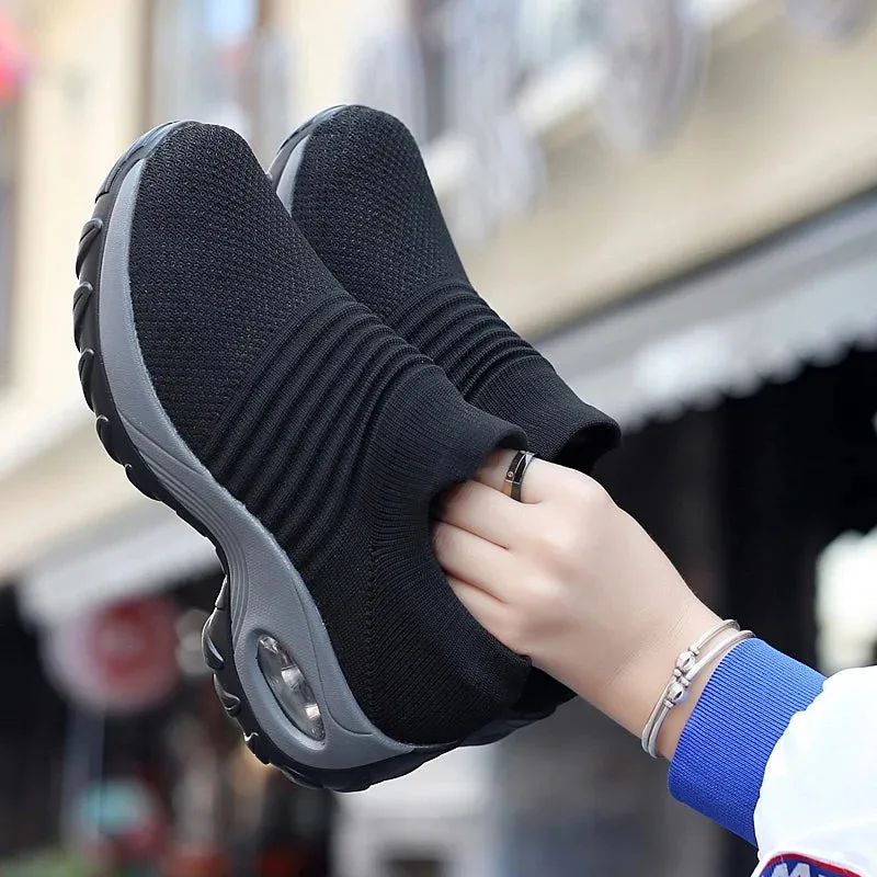 Breathable Slip-On Women’s Tennis Sneakers