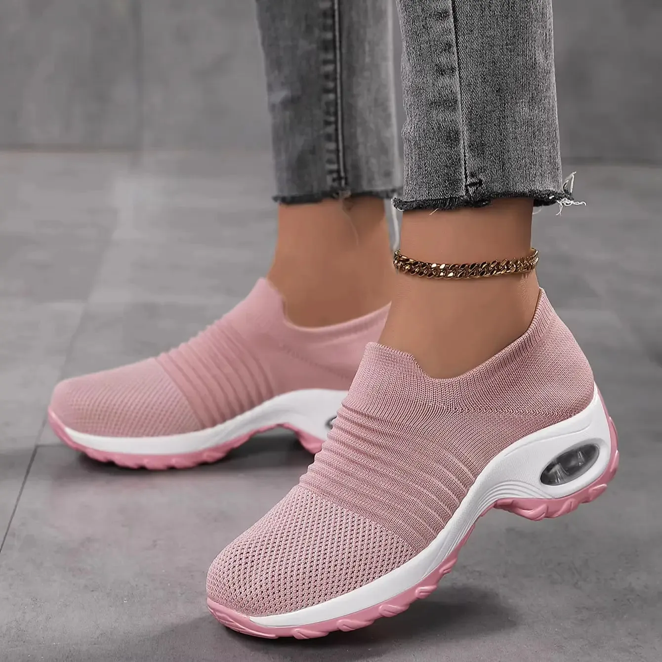 Breathable Slip-On Women’s Tennis Sneakers