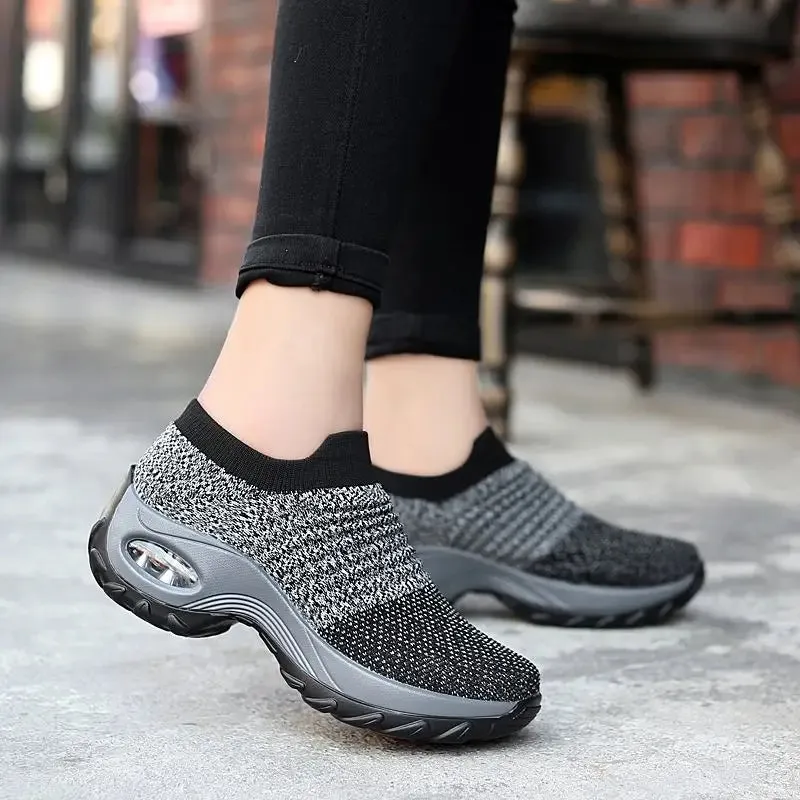 Breathable Slip-On Women’s Tennis Sneakers