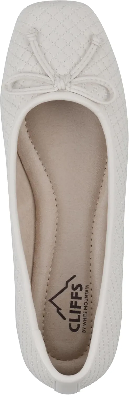 CLIFFS BY WHITE MOUNTAIN Women's Bessy Quilted Ballet Flat