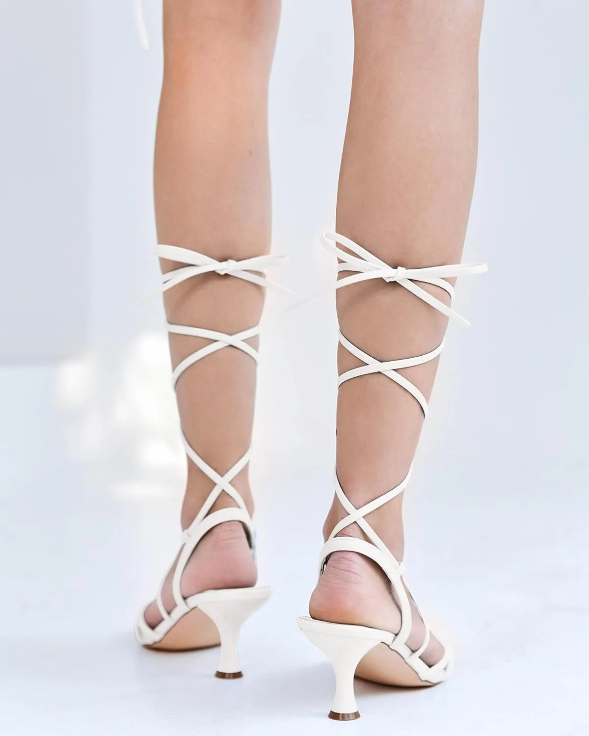 Coutgo Womens Strappy Heels Kitten Heel Lace Up Sandals Open Square Toe Knot Fashion Heeled Sandal Shoes