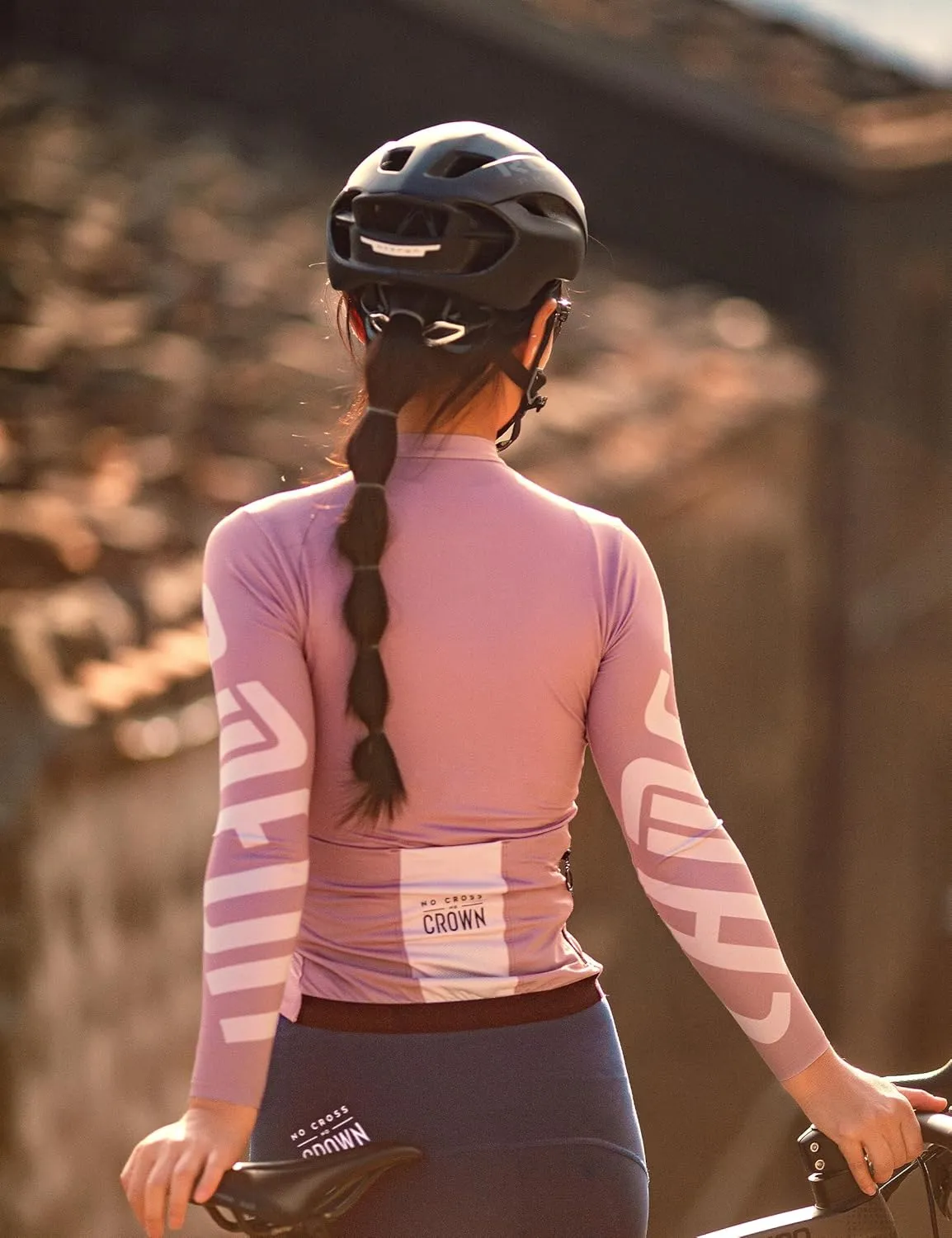 Cycling Jersey Women Long Sleeve, Breathable Bike Jersey with Pockets, Bike Shirts for Bicycle Road Biking Riding