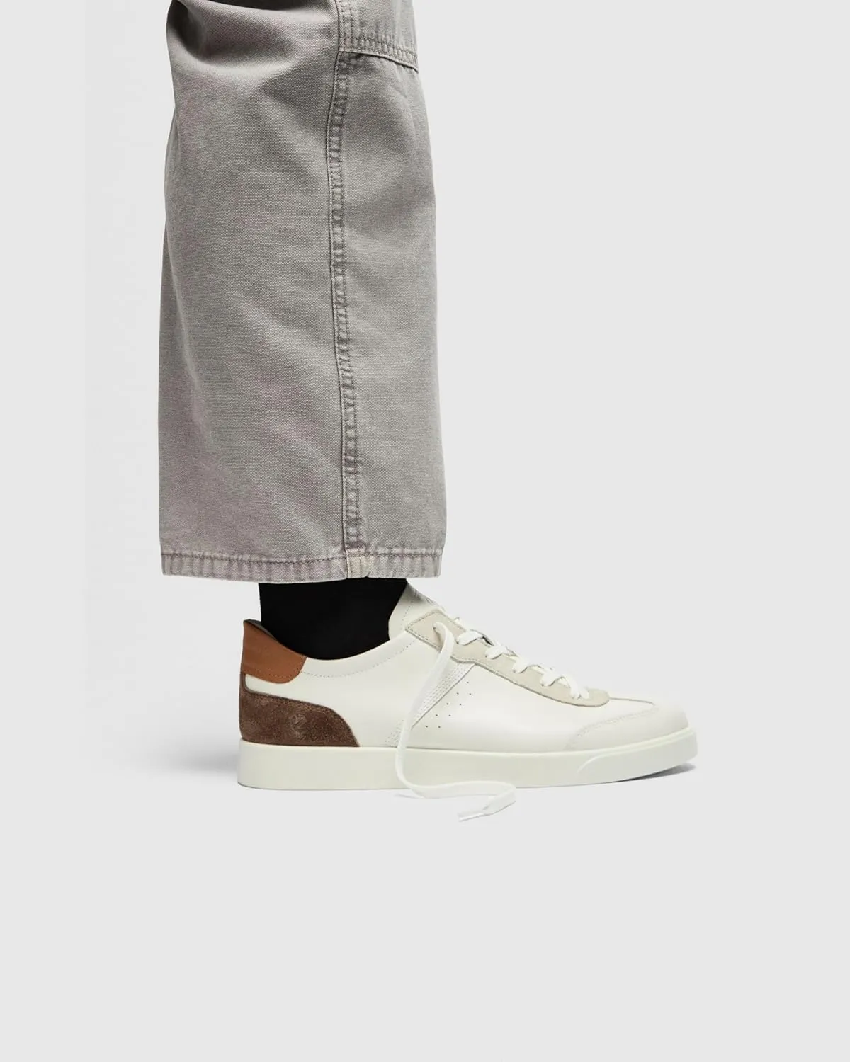 ECCO Men's Street Lite Vintage Sneaker
