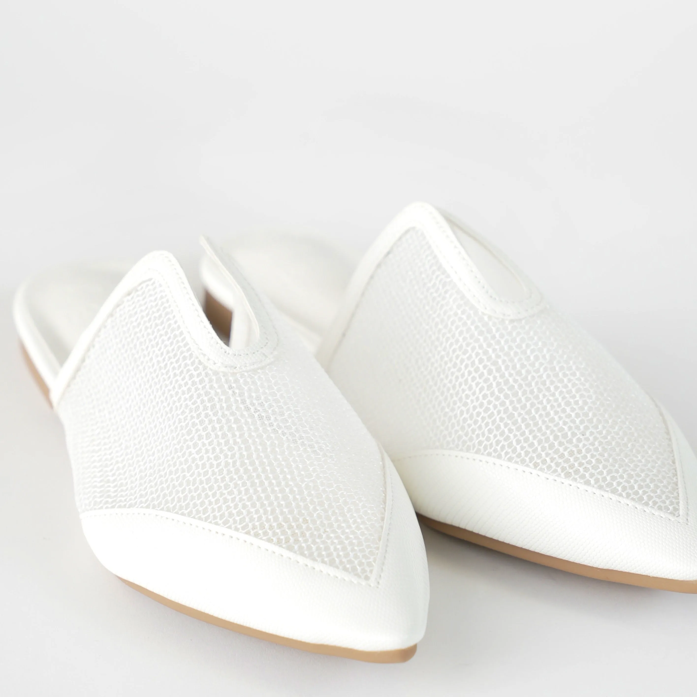 Flat mule
