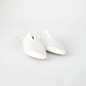 Flat mule