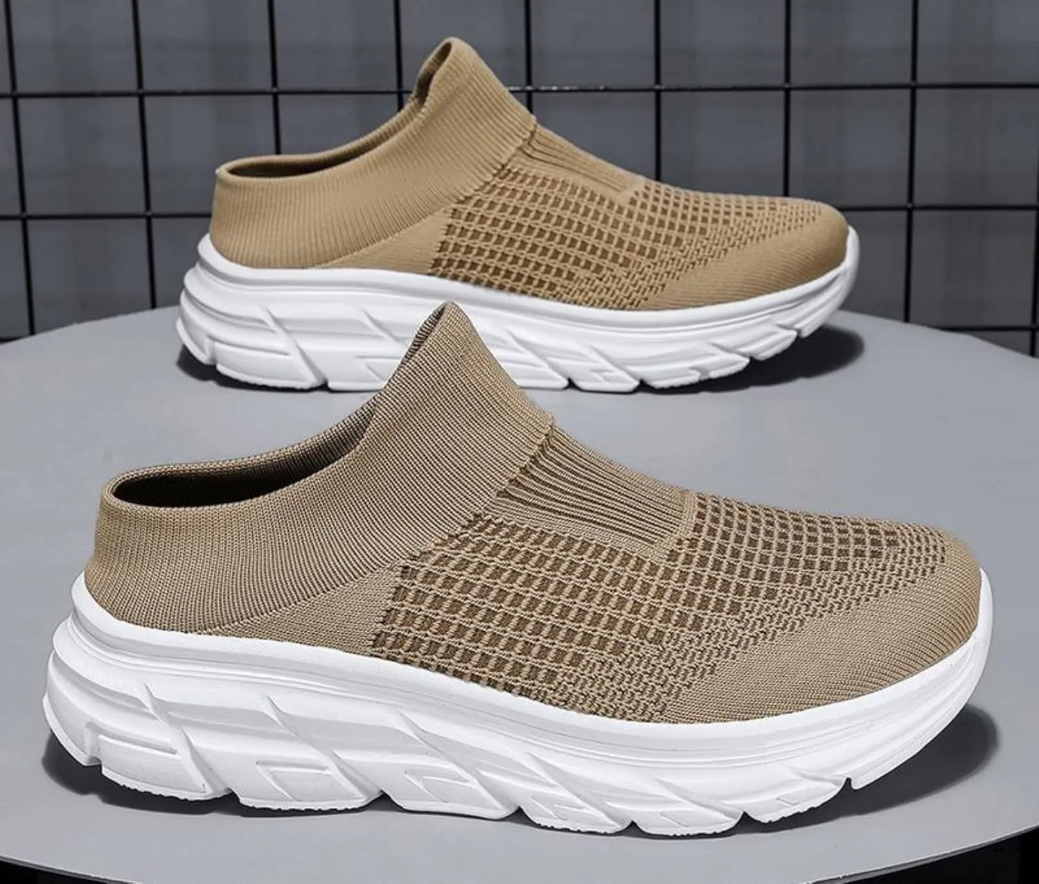 FUNCOS Men's Anti-Slip Garden Clogs - Open Back & Breathable Mesh, Lightweight for Outdoor/Indoor Use