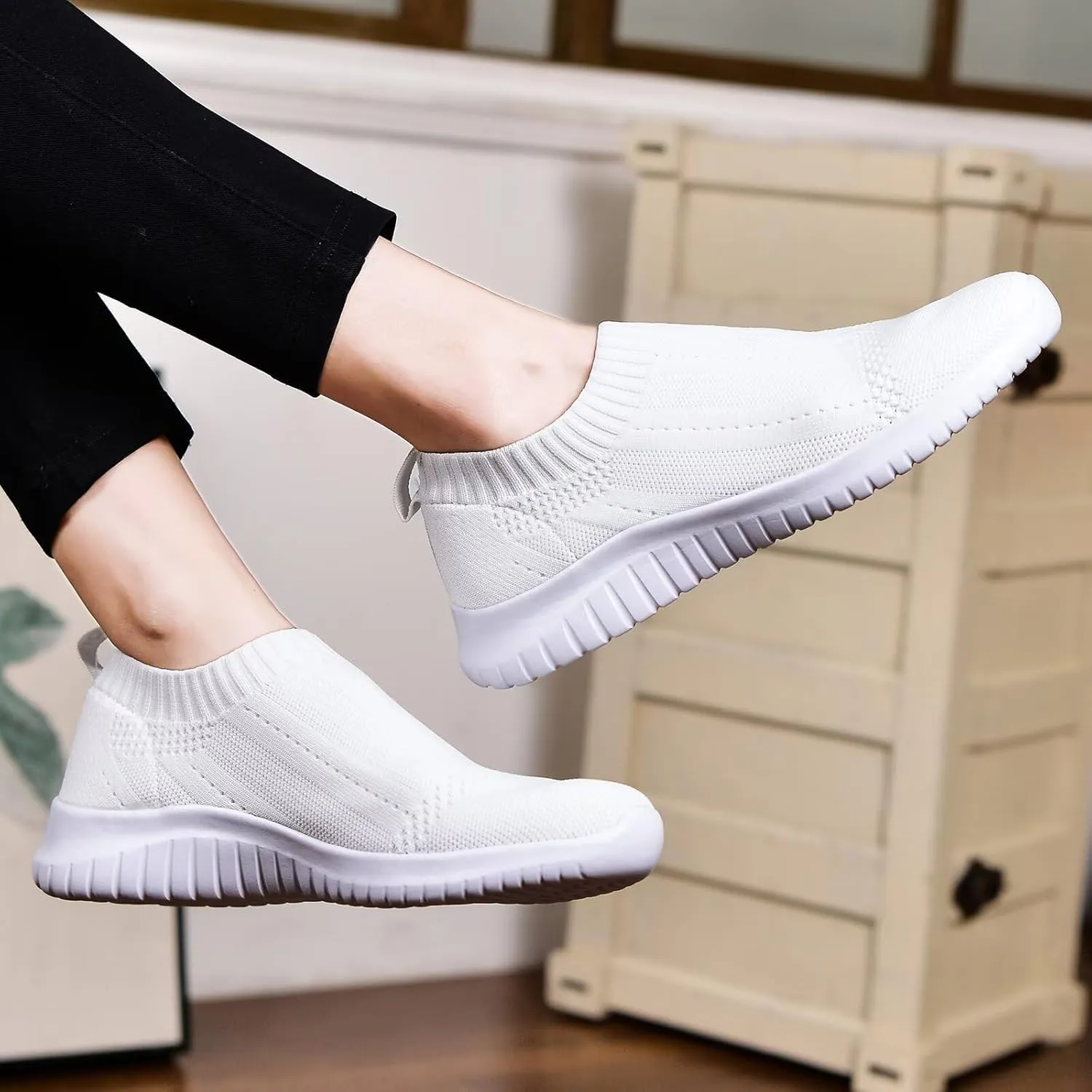konhill Women's Slip On Sneakers Non Slip Walking Shoes Breathable Mesh Work Casual Lightweight Tennis Workout Shoes