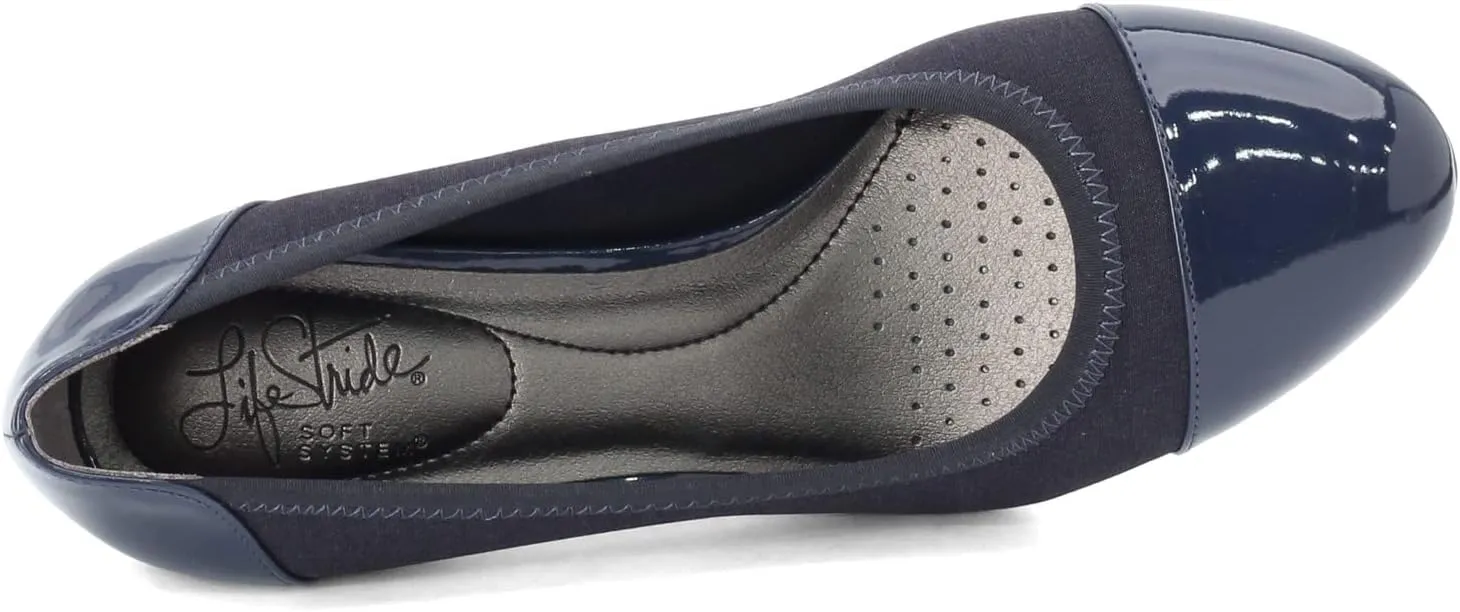 LifeStride Women's Parigi Stretch Pump