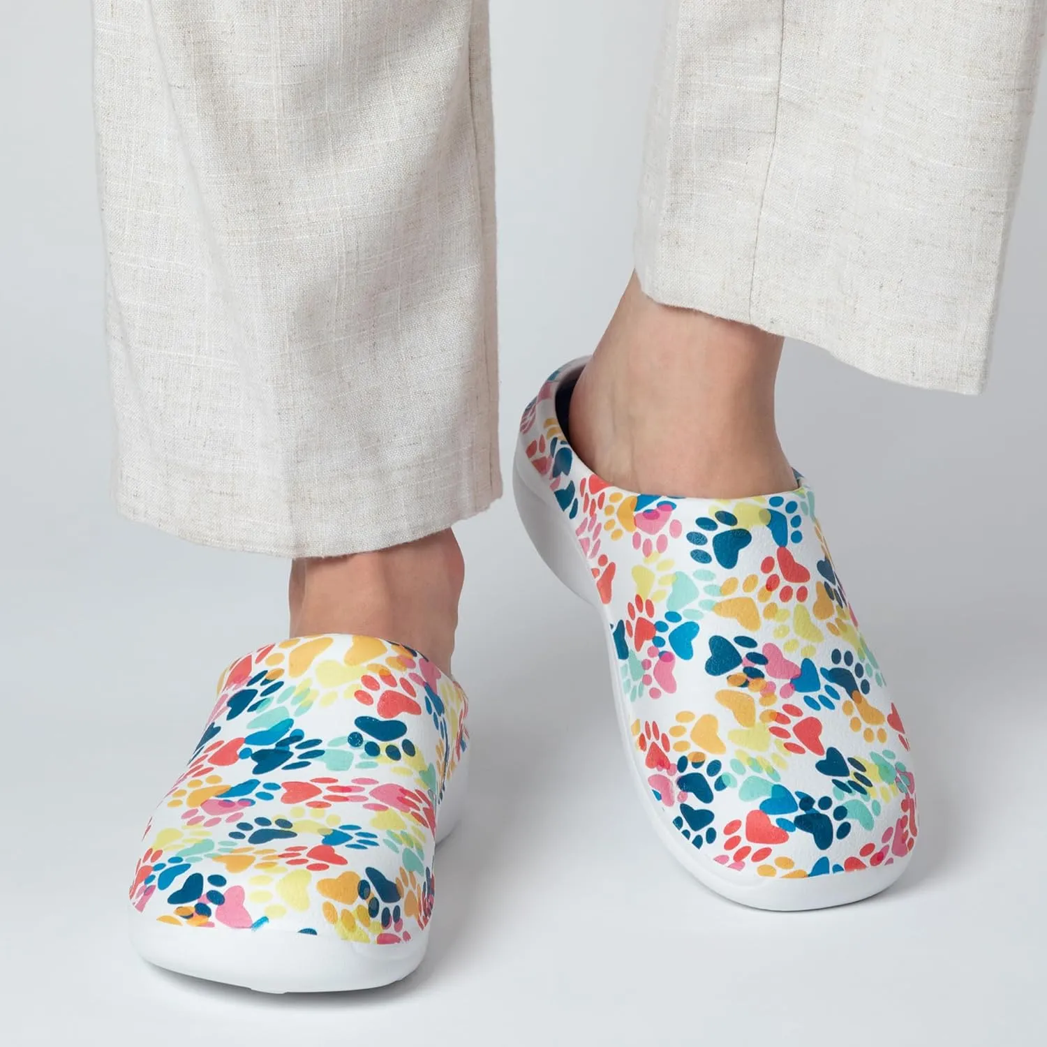Lightweight Paw Print Garden Clogs Comfortable & Breathable Slip-On Shoes for Gardening