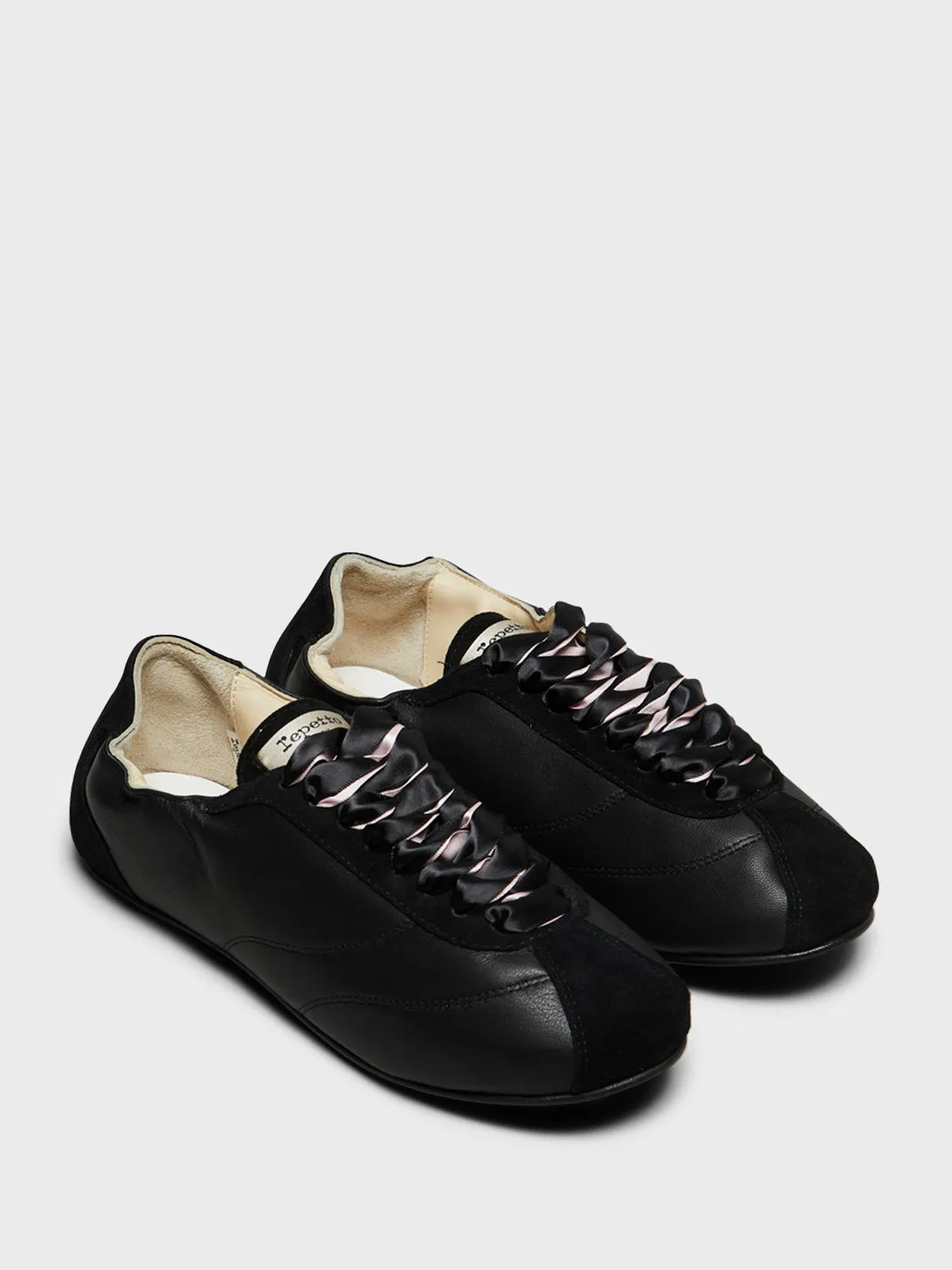 Meline Silk Tennis Shoes in Noir