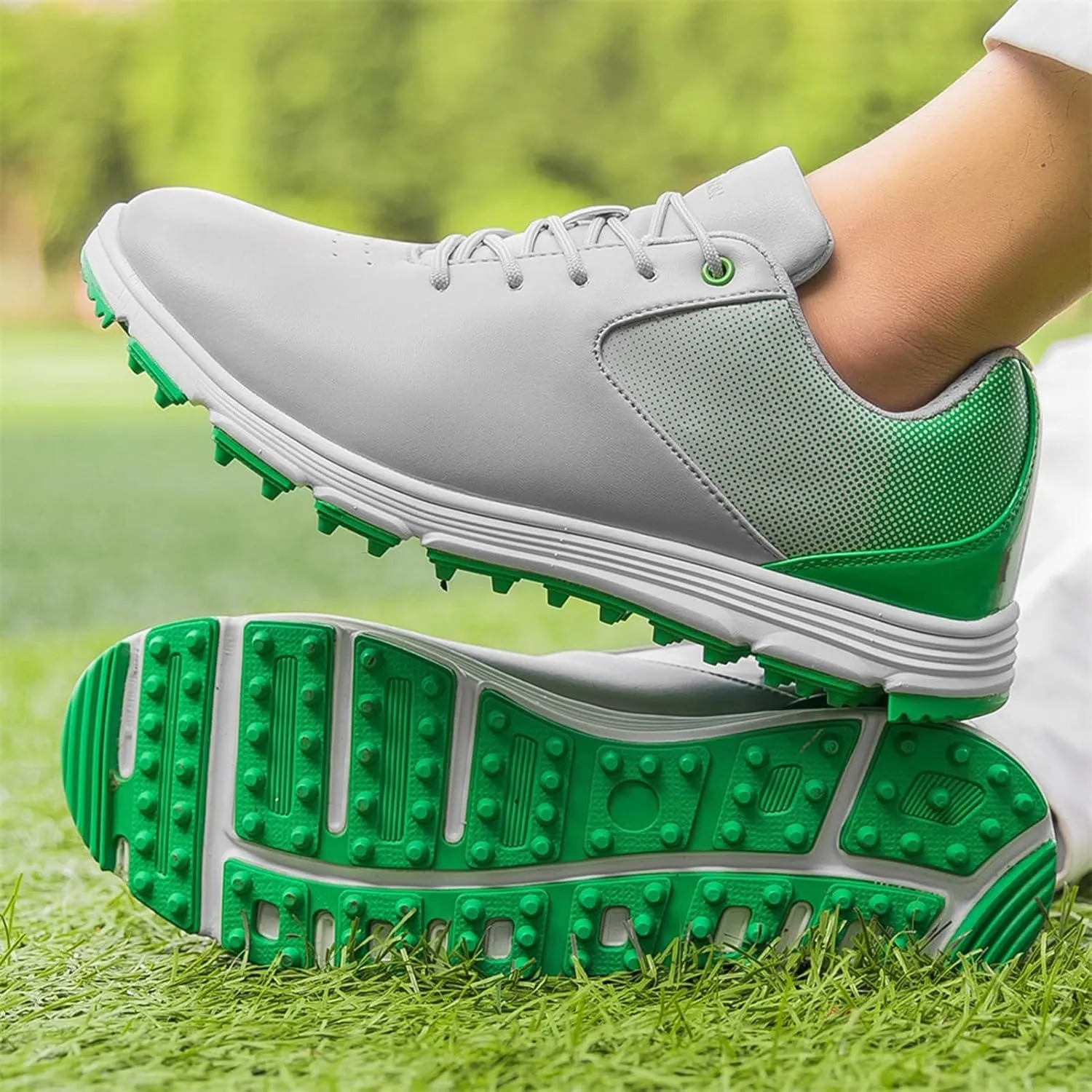 Men's Golf Shoes,Professional Lightweight Waterproof Golf Shoes Mens,Outdoor Trainers Breathable Golf Shoes Mens Spikeless,with Lace Up Design,All Weather Breathability