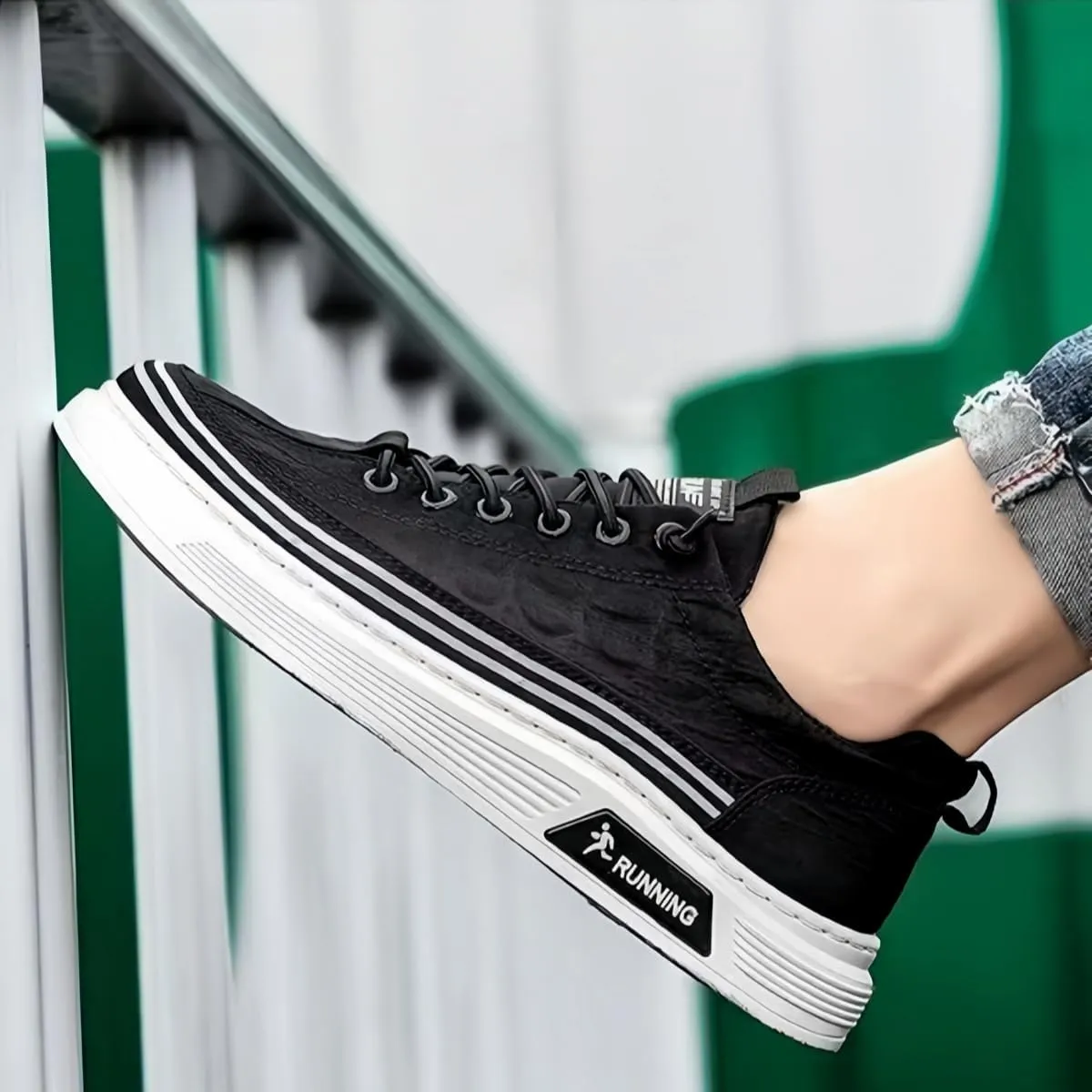 Mens Slip On Walking Shoes Non Slip Running Shoes Workout Shoes Breathable Fashion Sneakers