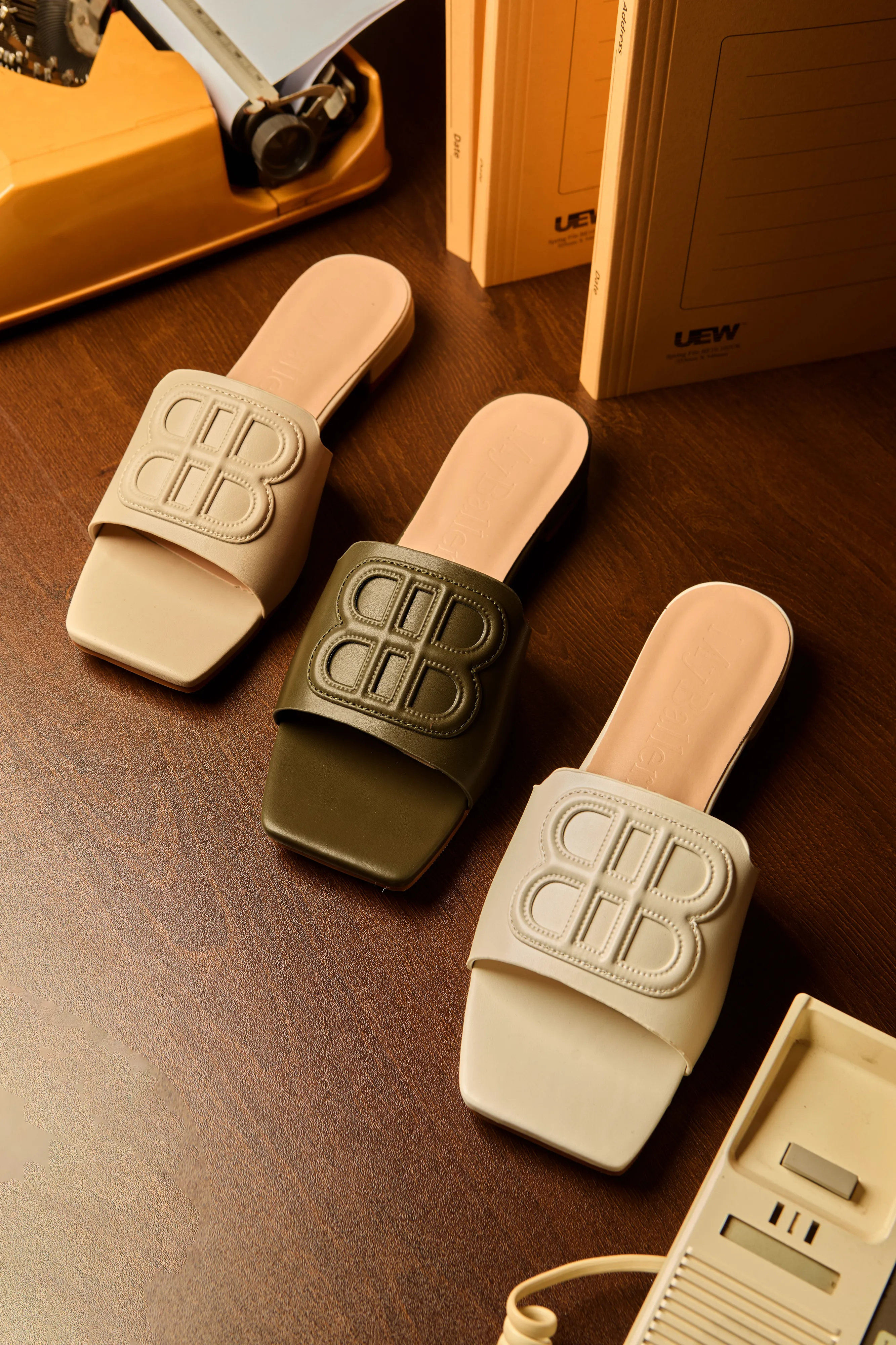 Michelle Comfy Sandals In Beige