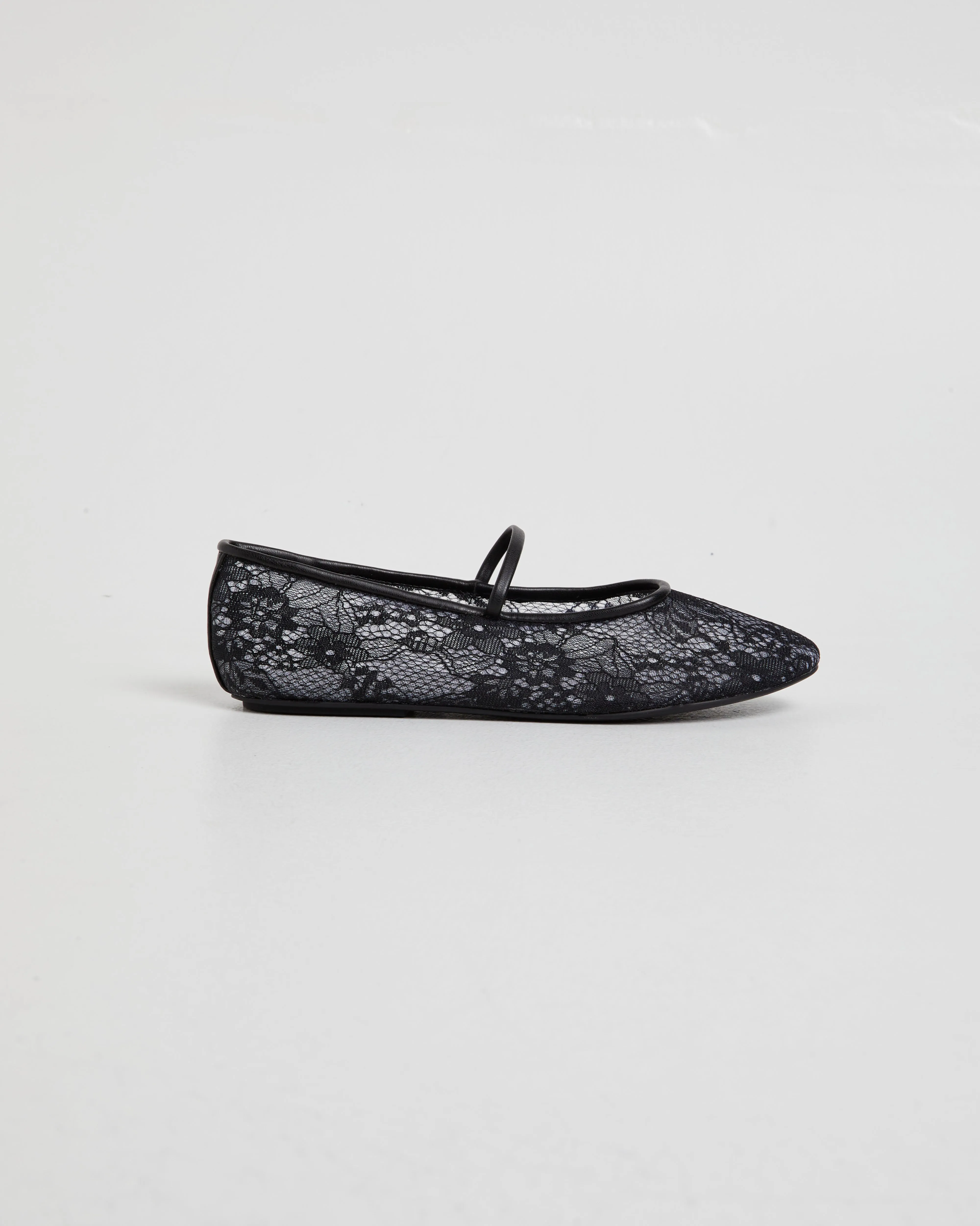 Monamour Ballet Flat Black Lace