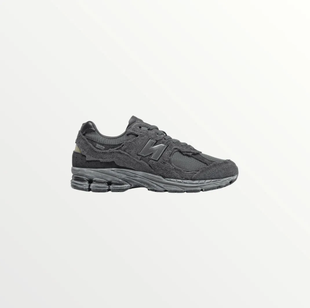new balance 2002 protection pack phantom