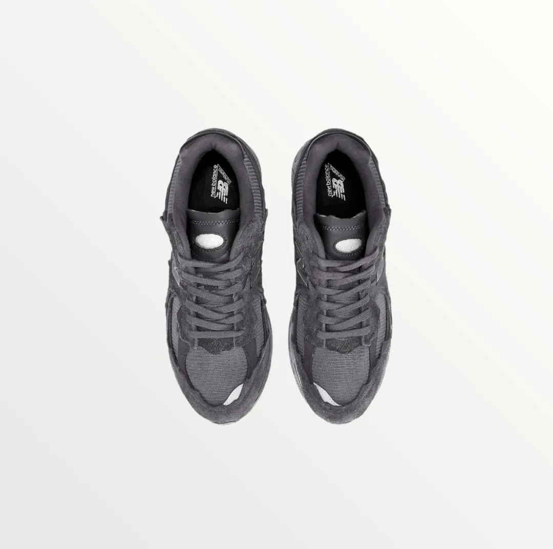 new balance 2002 protection pack phantom
