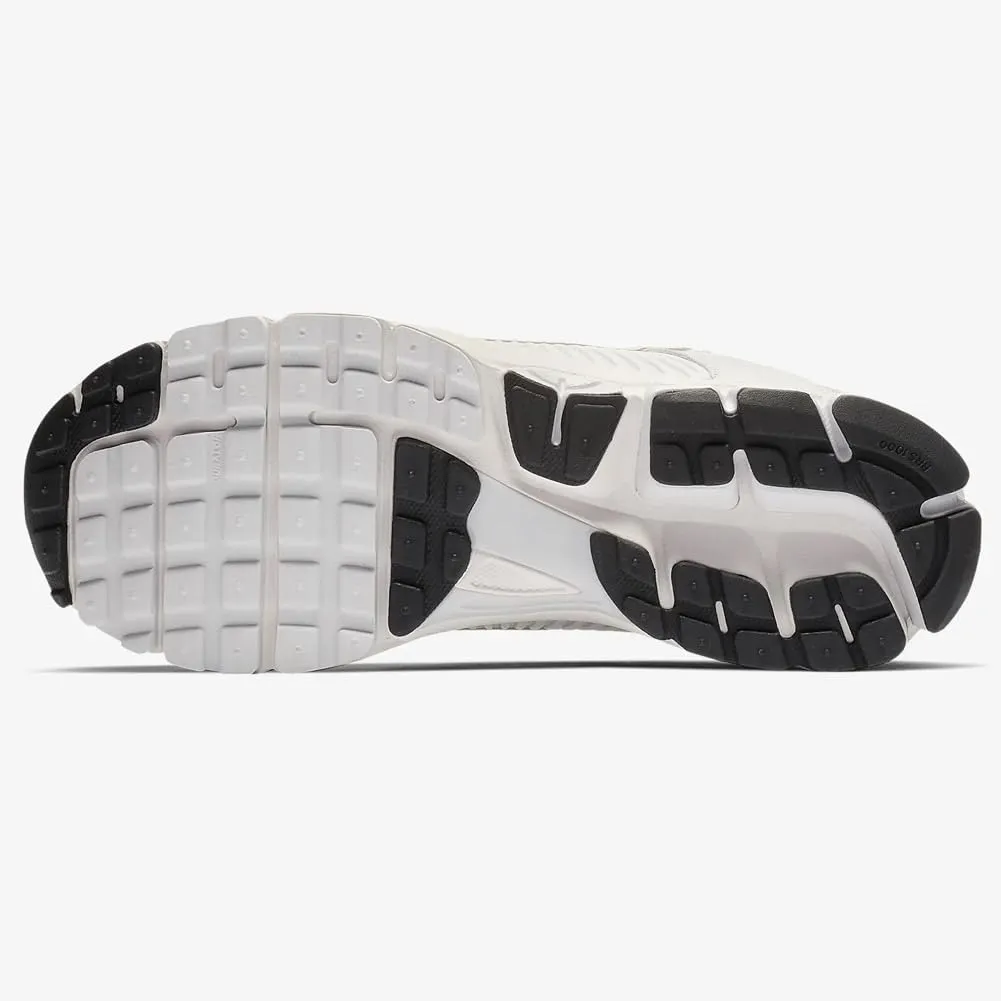 Nike Men's Sneaker