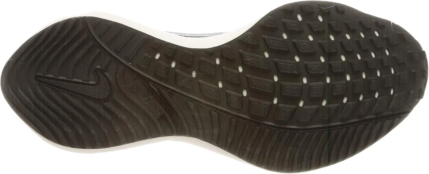 Nike Women's Sneaker, Medium