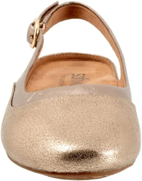 SoftWalk Women's Sheffield Ballet Flat