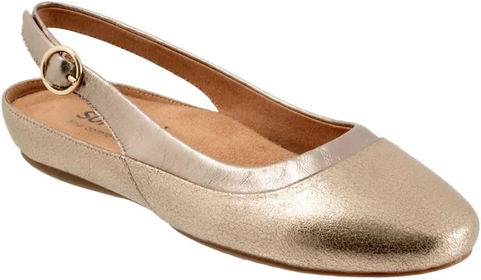 SoftWalk Women's Sheffield Ballet Flat