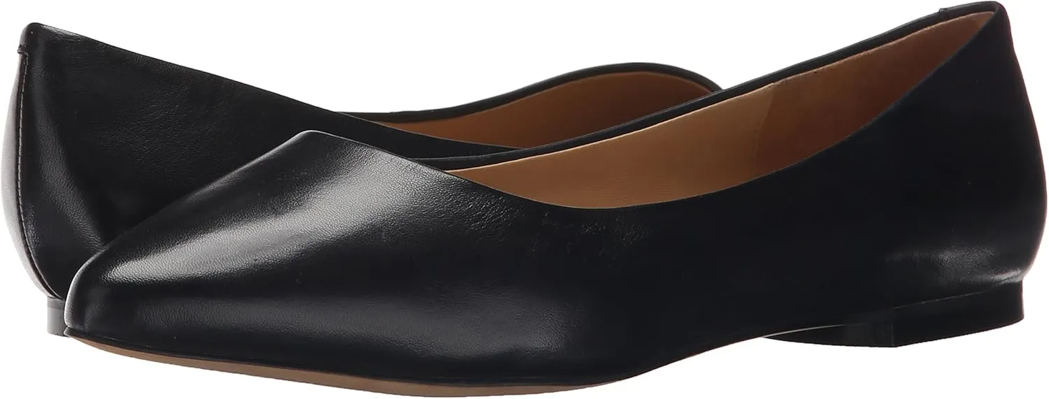 Trotters Women's Estee Ballet Flat