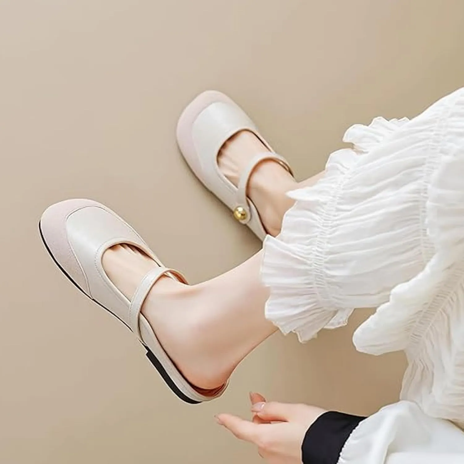 Women Mules,Adjustable Buckle Strap Mary Jane,Comfortable Slip on Shoes Mules,Closed Pointed Toe Backless Loafers