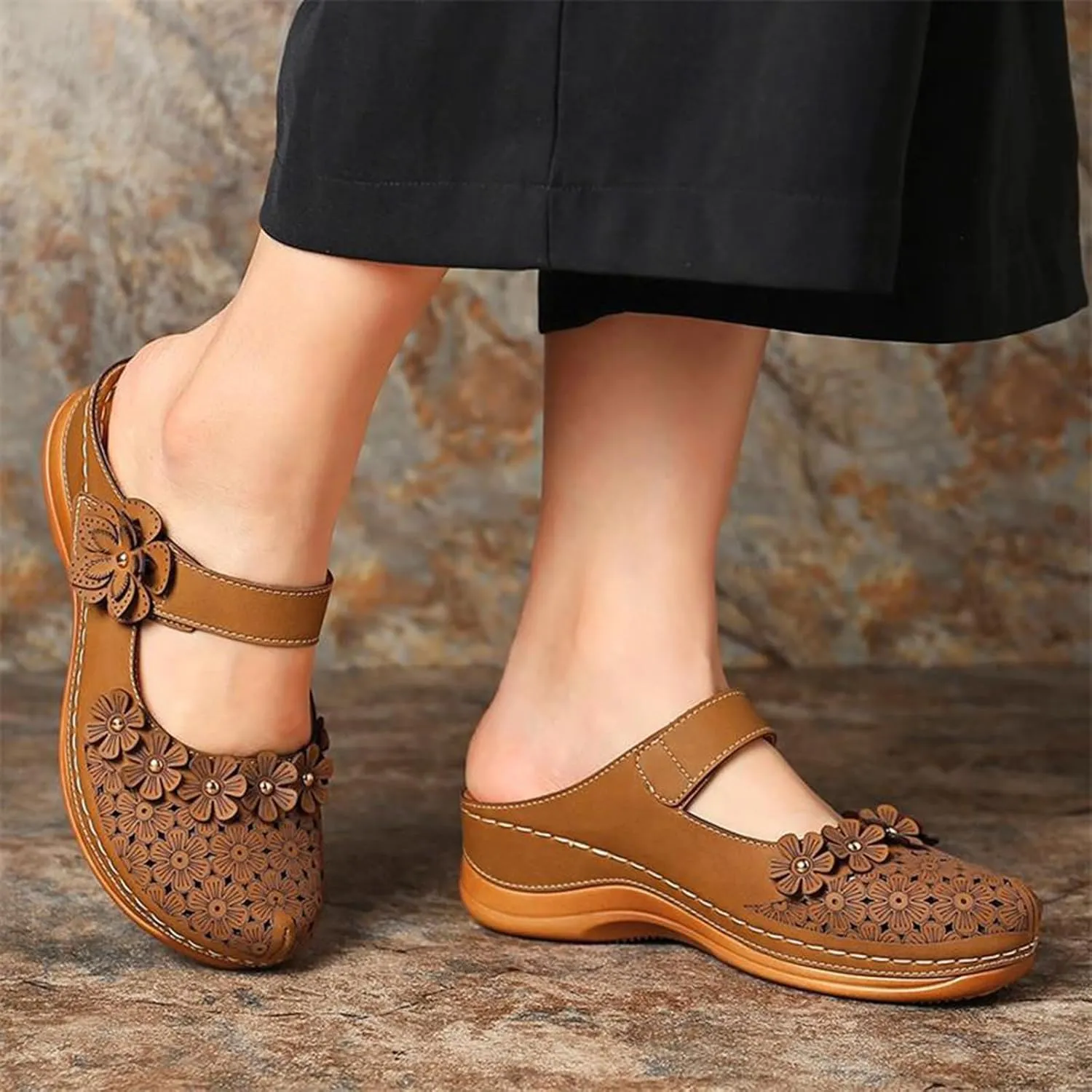 Womens Mule Closed Toe Slip On Clogs Mules Shoes for Women Dressy Summer Casual Wedge Sandals with Adjustable Hook Loop Comfortable Low Heel Orthopedic Sandal Round Head Anti-Slip Soft Bottom Footwear