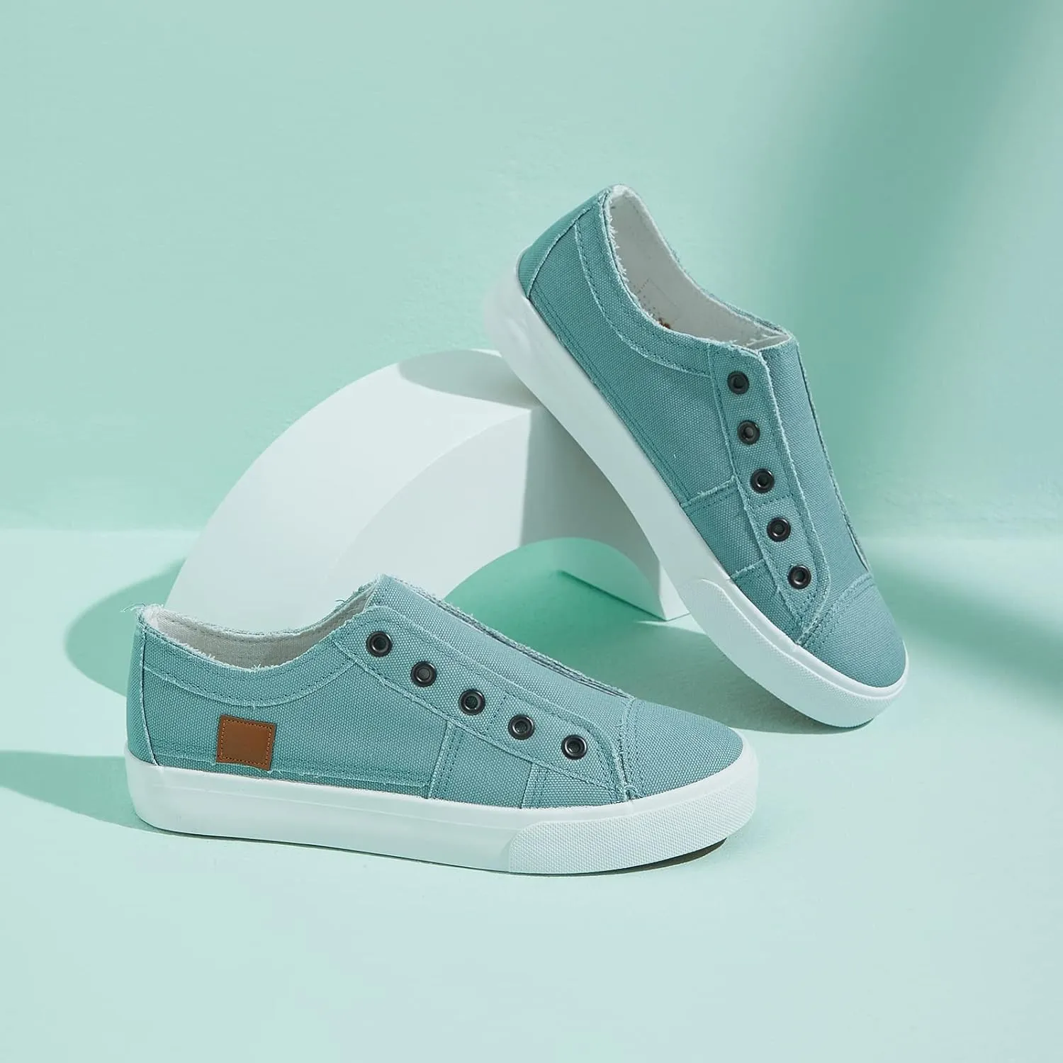 Women's Slip on Shoes Non Slip Fashion Canvas Sneakers Low Top Casual Shoes