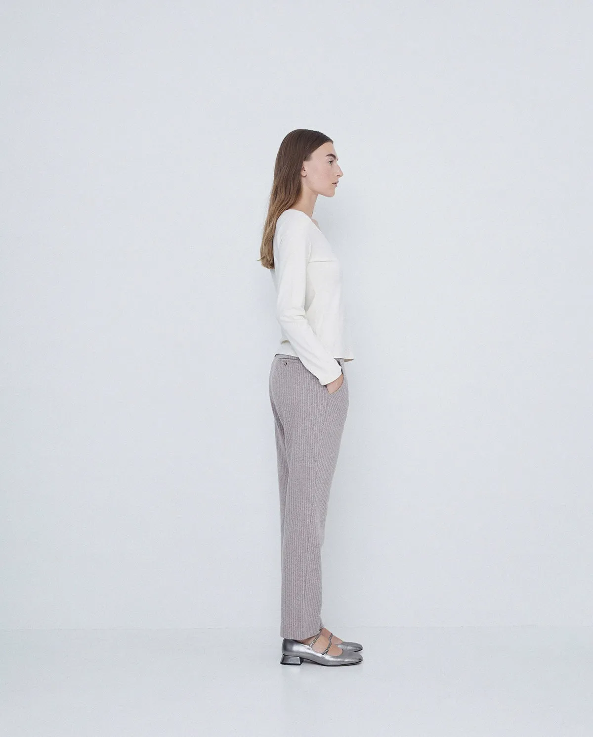 Yerse Thin Flat-Knit Top